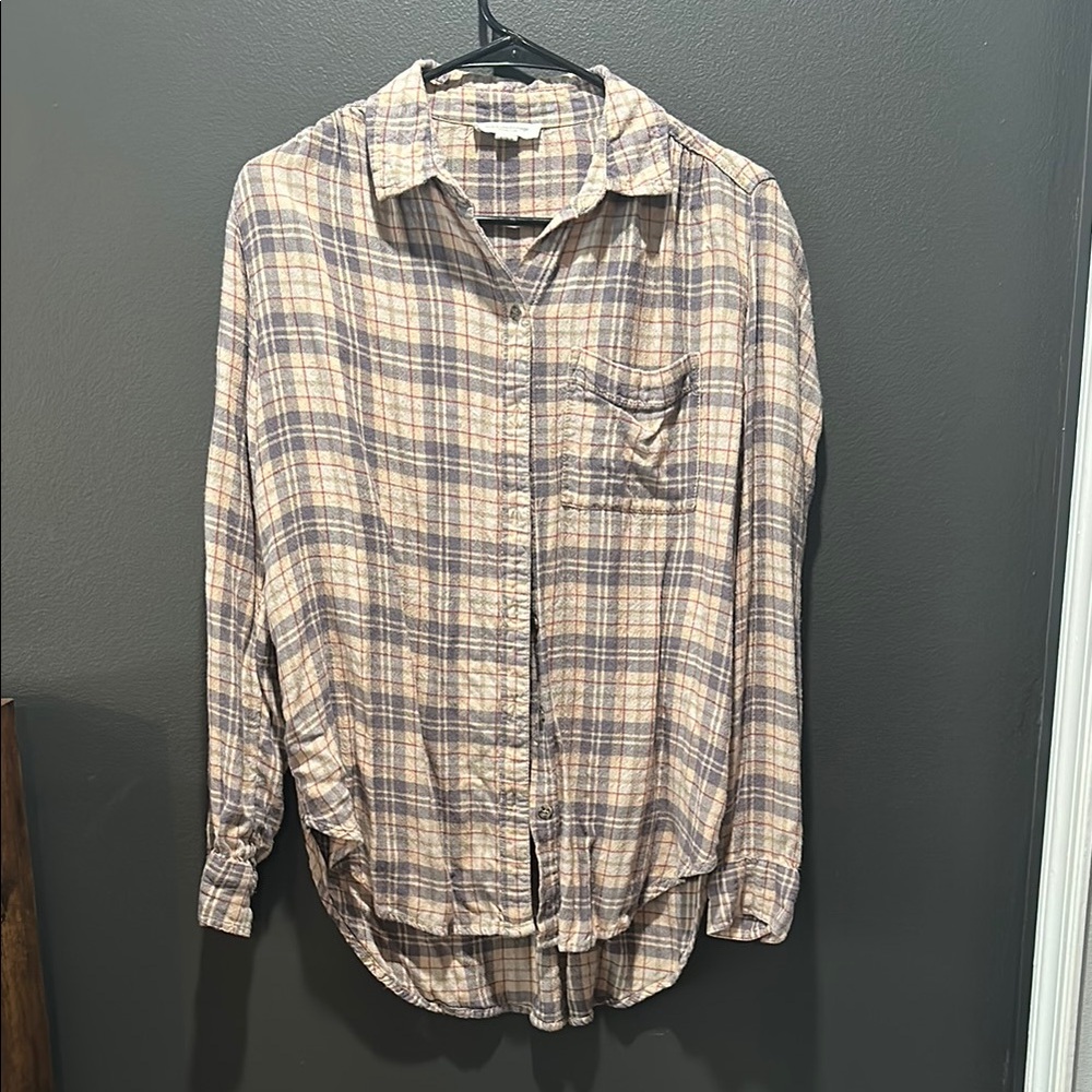 Beachlunchlounge Cream and Gray Button Down Shirt